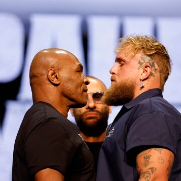 Mike Tyson and Jake Paul fight