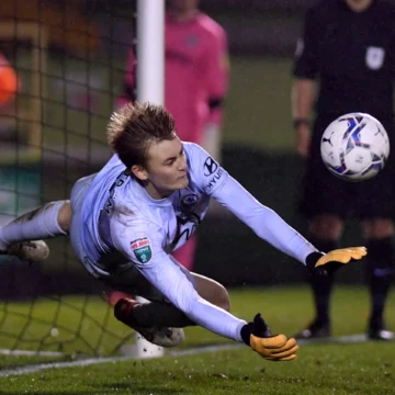 “Offside Dreams: When Even Talent Isn’t Enough at Elite Academies”