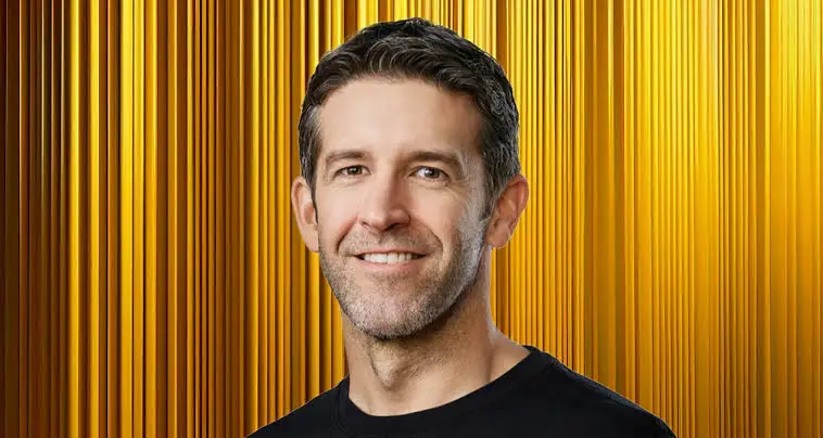 Apple SVP hardware Engineering John Tarnus