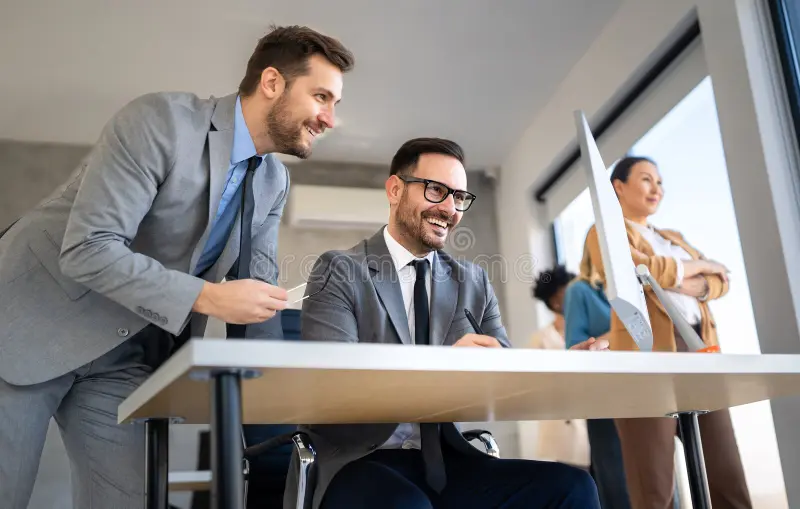 How to Get the Right People Around You to Be Successful