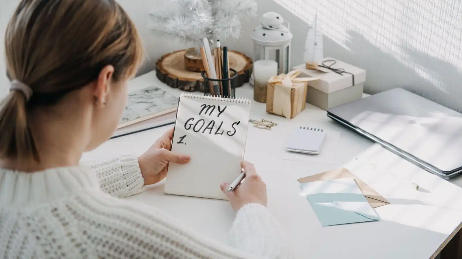 How to Set Goals and Actually Achieve Them: A Practical Guide