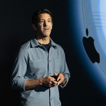 Former SVP Hardware Engineering and New Apple CEO John Tarnus